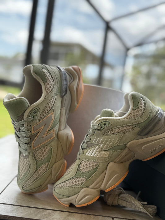 NB MINT 9060