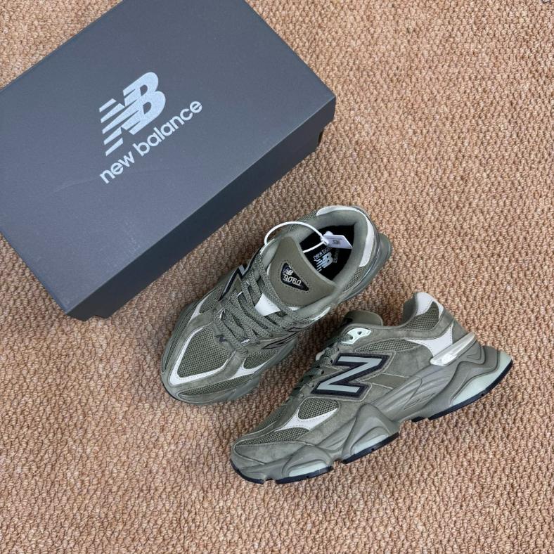 NB Military 9060