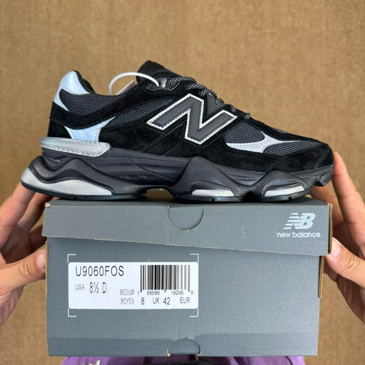 NB Black & White 9060