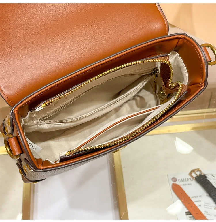 Inspired Minimalist and fashionable small handbag