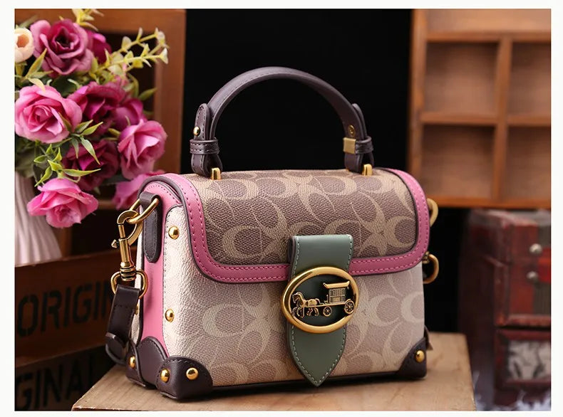New minimalist and fashionable small handbag