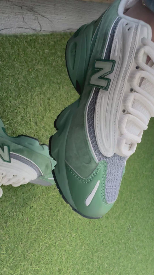 NB Green Gray 1000